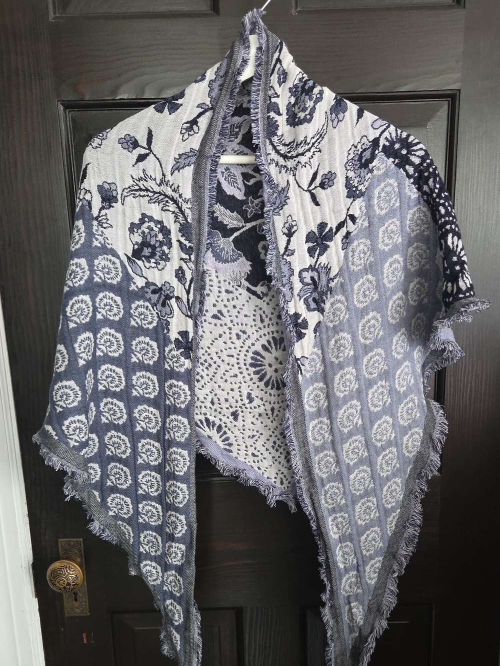 Fringed Floral & Geometric Throw Blanket Scarf - Navy/White